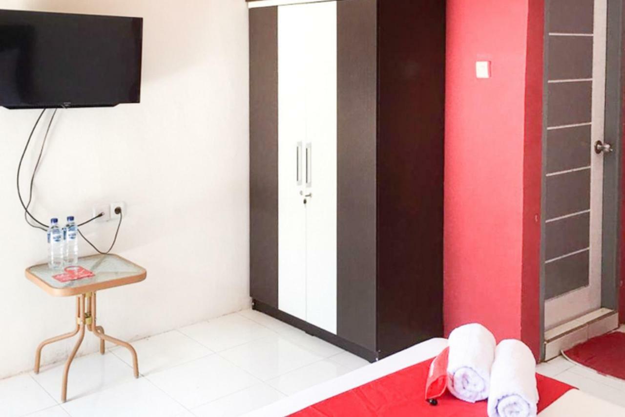 מלון סורונג Reddoorz @ Simpang Lima Jupiter מראה חיצוני תמונה
