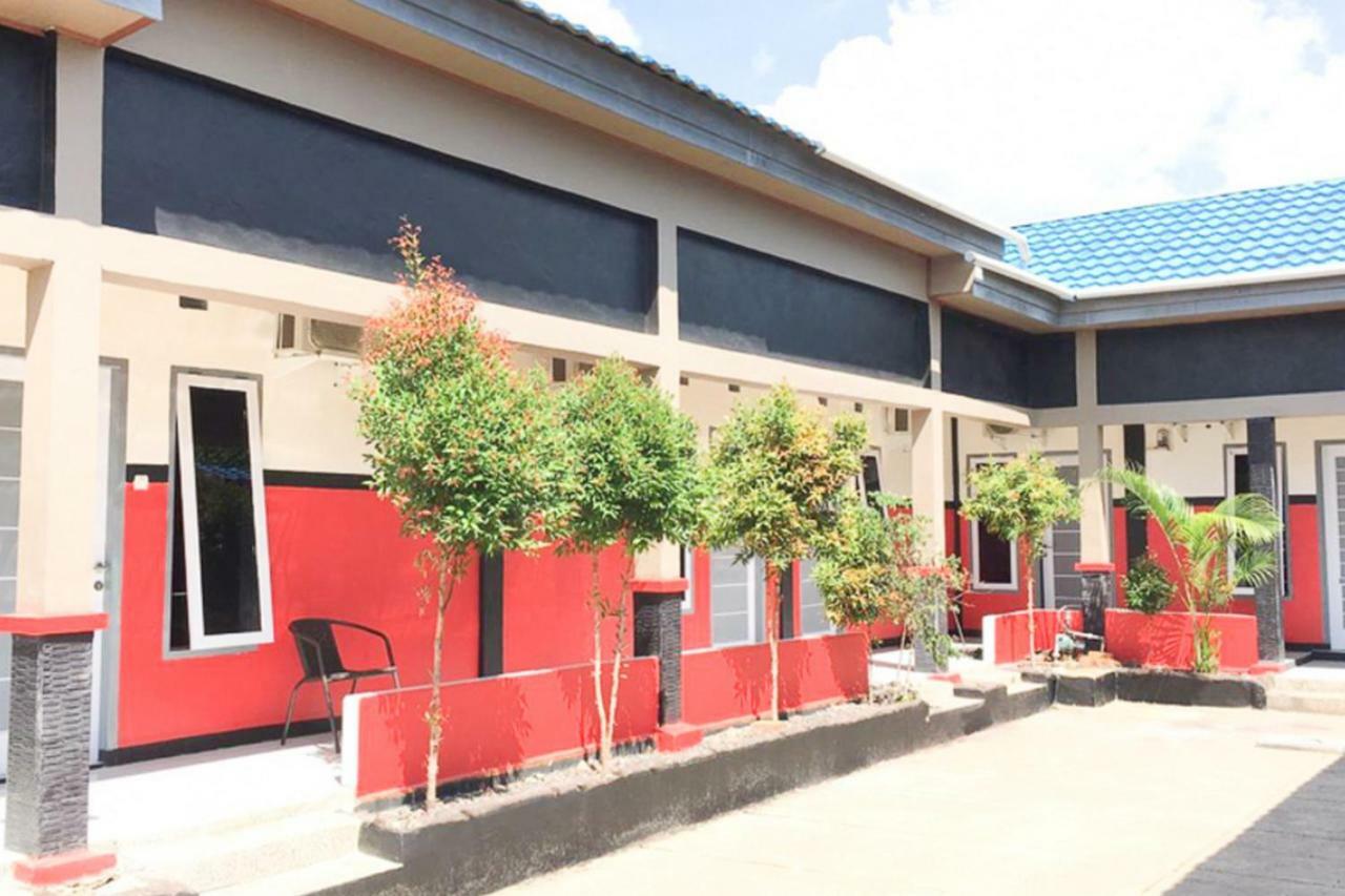 מלון סורונג Reddoorz @ Simpang Lima Jupiter מראה חיצוני תמונה